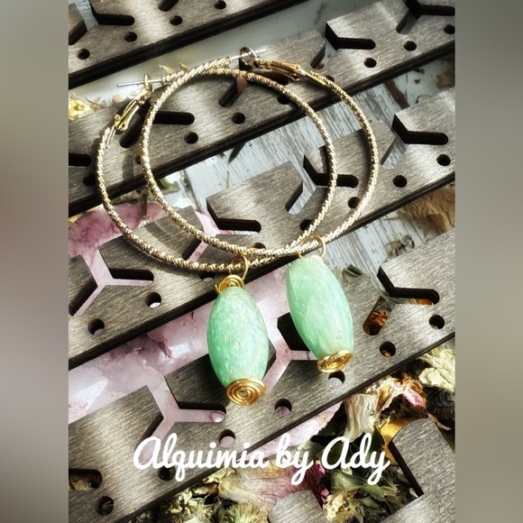 Huge untreated emerald cabochon gold statement earrings - Picture 1 of 1